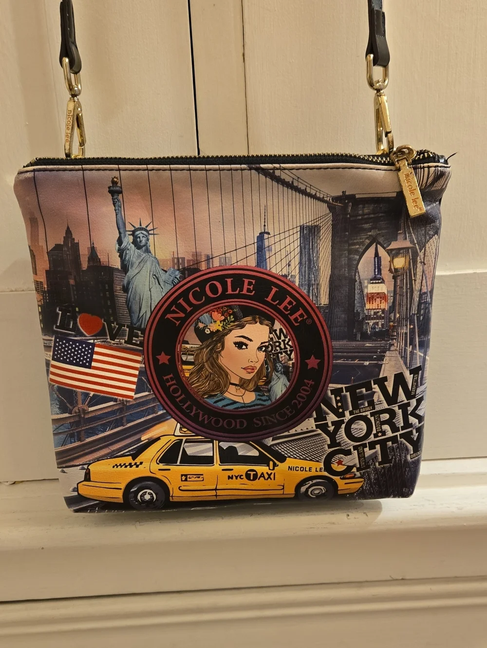 Nicole Lee Graphic Shoulder Bag